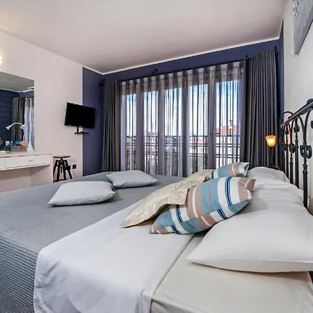 Bellavista 3 *